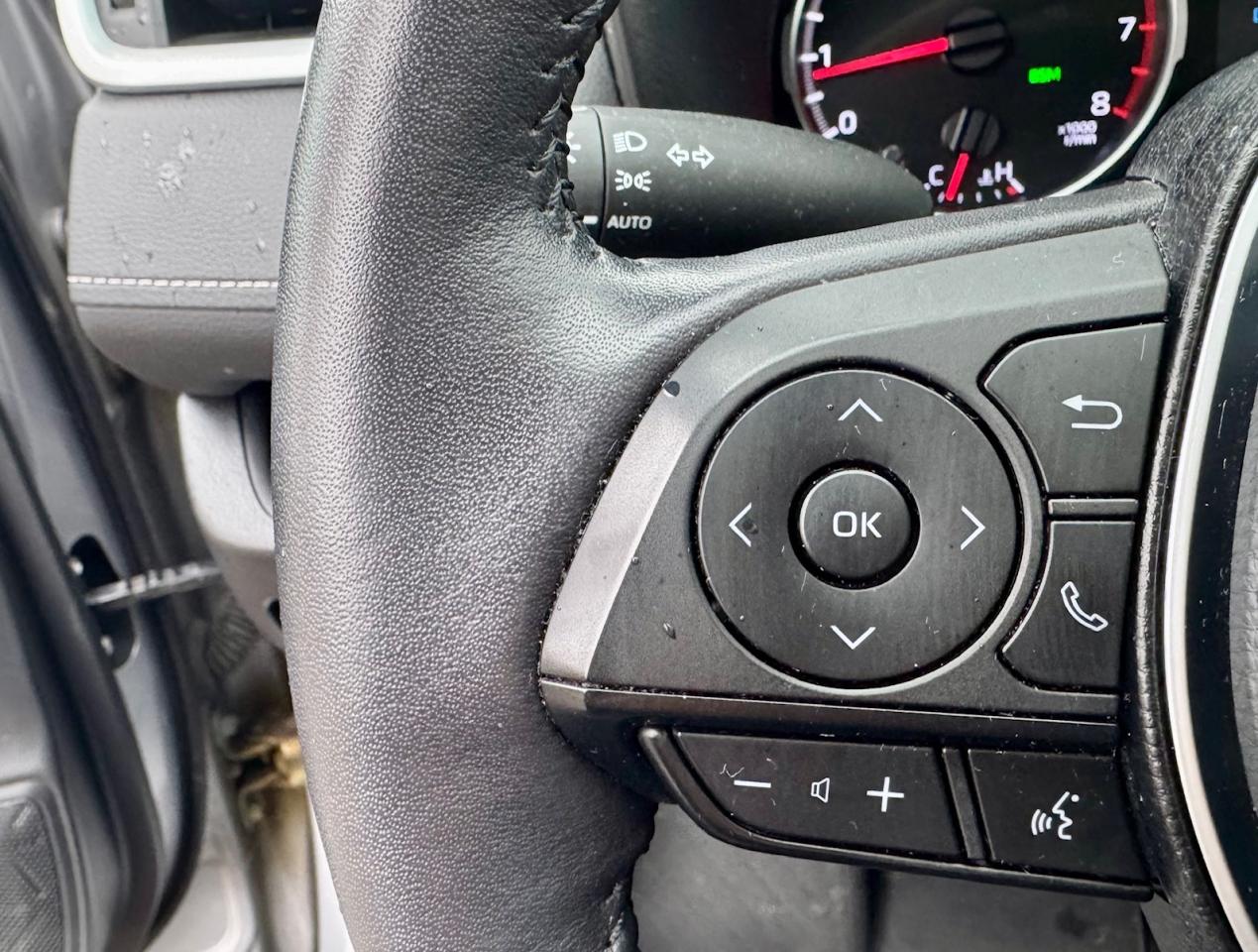 2022 Toyota RAV4 XLE AWD Photo