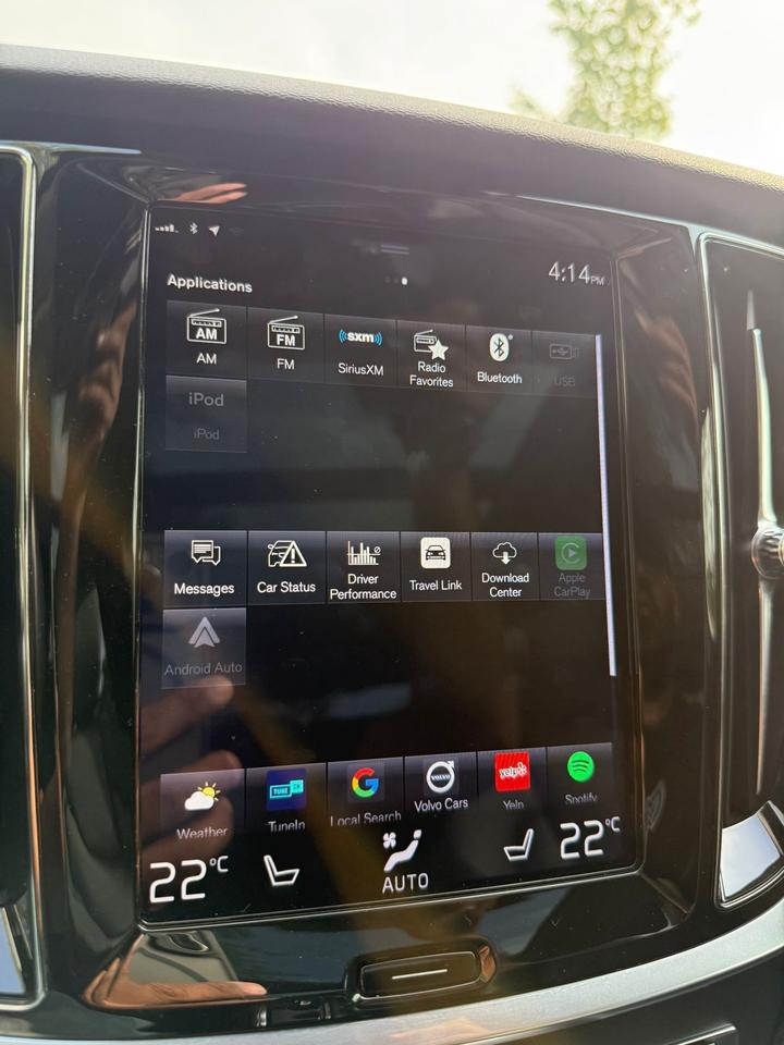 2019 Volvo S60 Momentum - T6 AWD - Apple CarPlay / Android Auto ! Photo