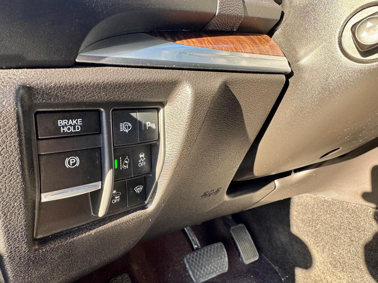 2019 Acura MDX Tech SH-AWD Certified OneOwner NoAccidents MintCon Photo