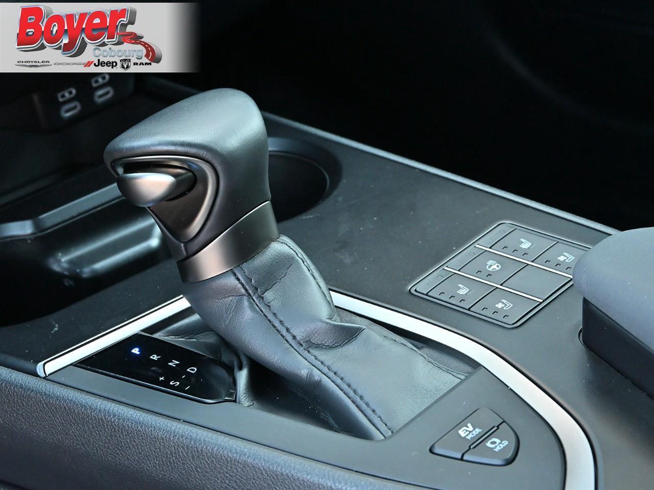 2024 Lexus UX 250H  Photo