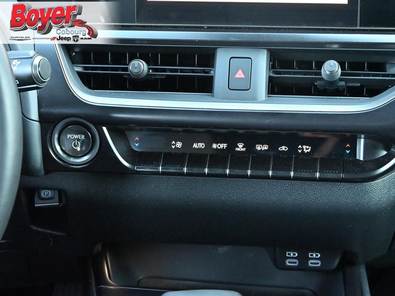 2024 Lexus UX 250H  Photo