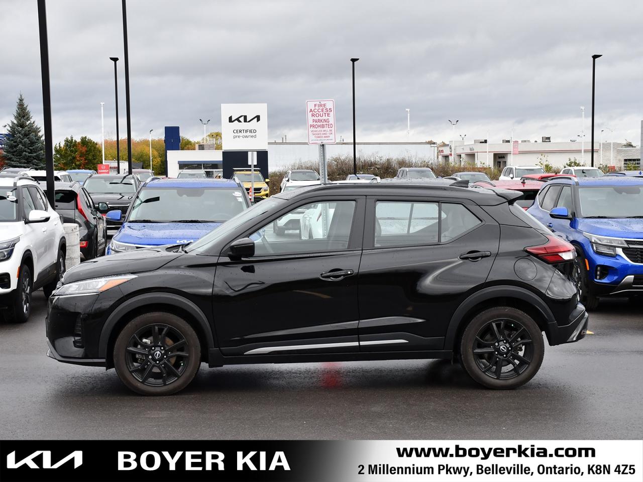 2024 Nissan Kicks SR ONE OWNER / STILL IN FACTORY WARRANTY Photo