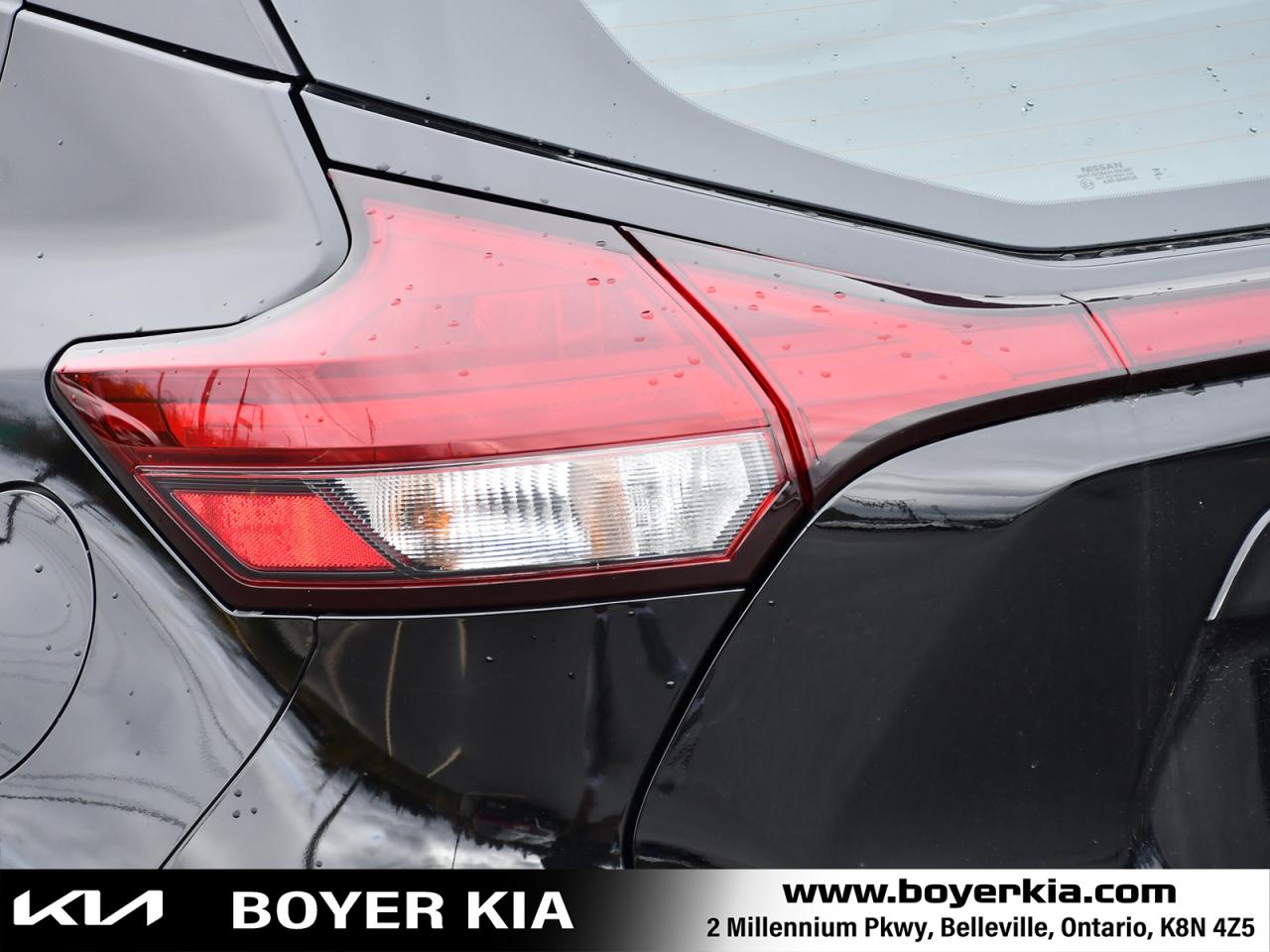 2024 Nissan Kicks SR ONE OWNER / STILL IN FACTORY WARRANTY Photo