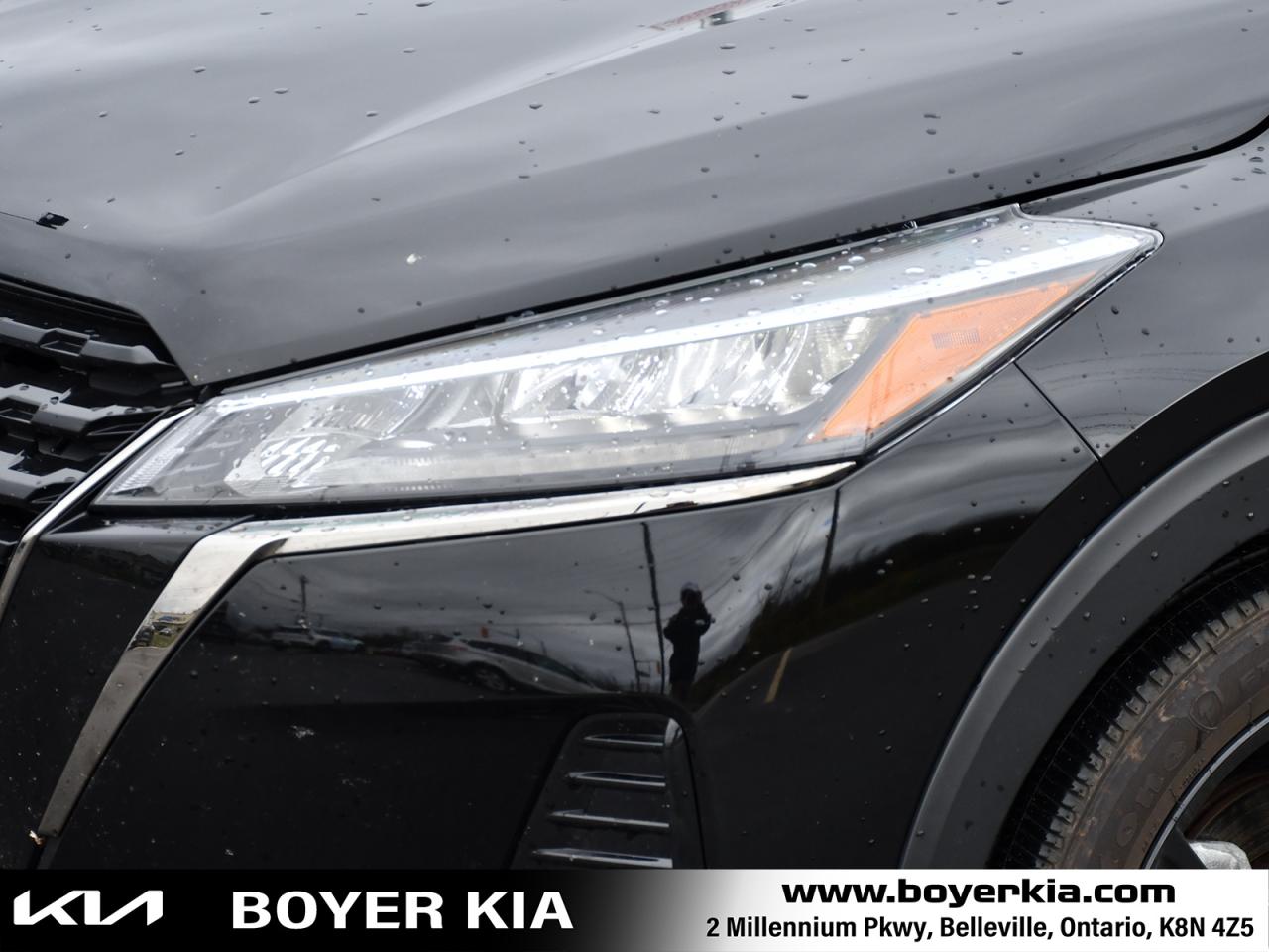 2024 Nissan Kicks SR ONE OWNER / STILL IN FACTORY WARRANTY Photo