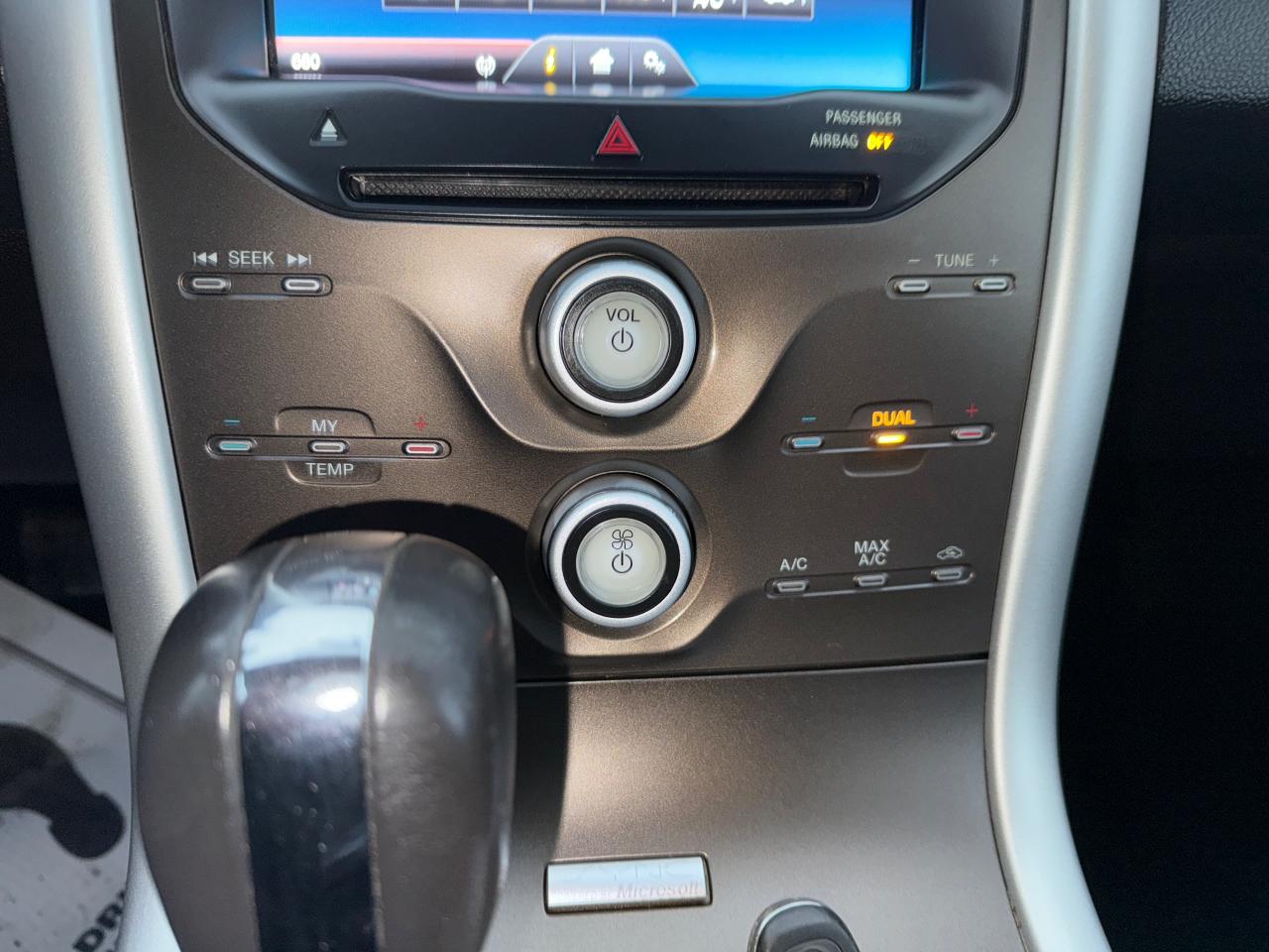 2014 Ford Edge SEL - Photo #16