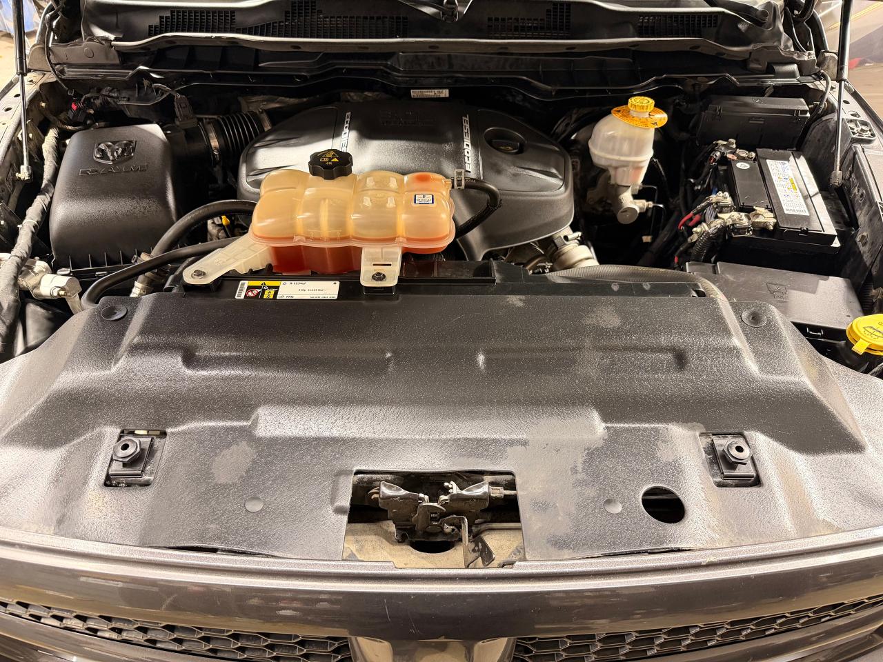 2016 RAM 1500 Outdoorsman Diesel 4x4+Camera+CLEAN CARFAX Photo