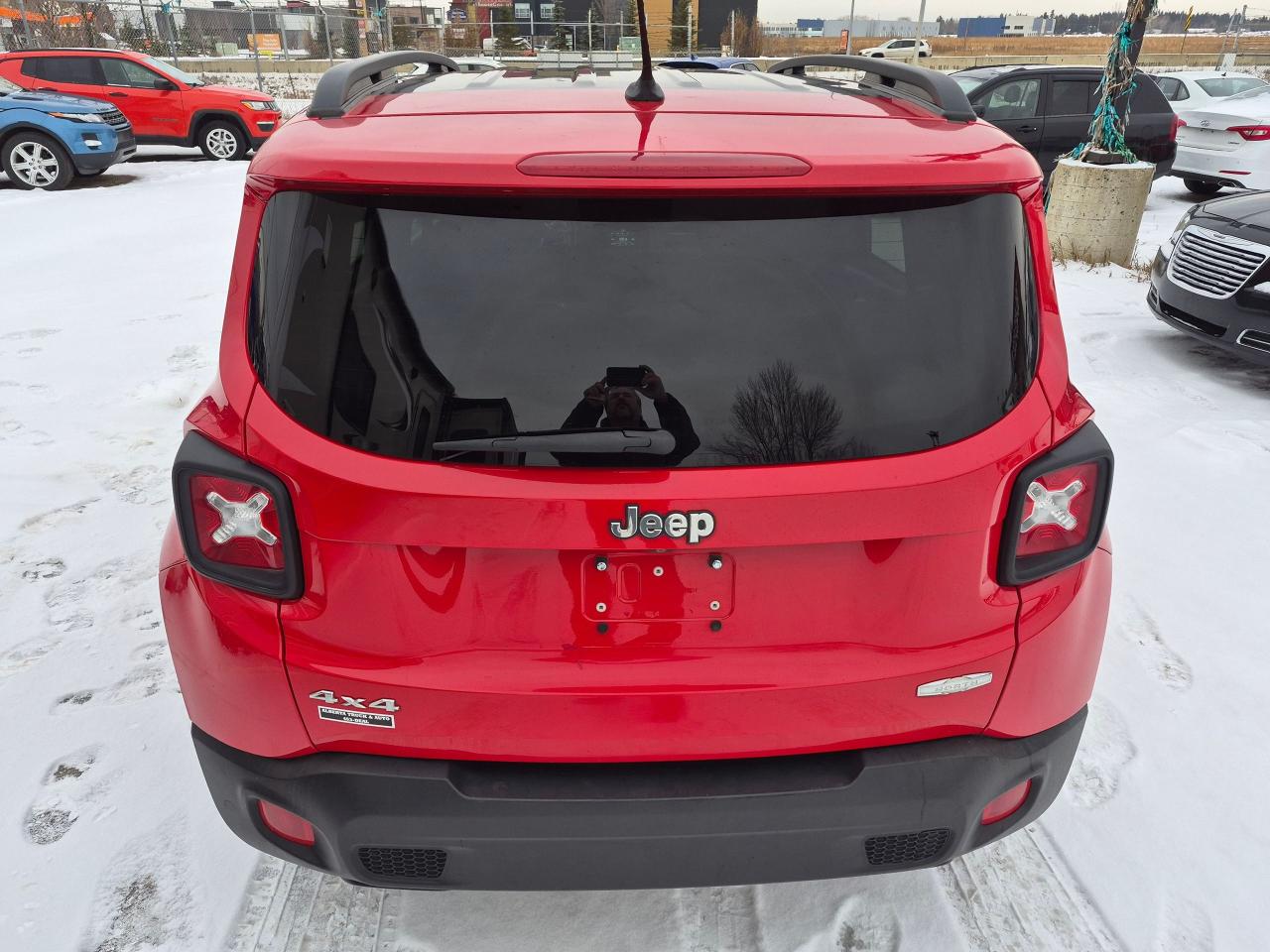 2016 Jeep Renegade 4WD North Htd Steering & Seats, BU Cam, - Photo #6