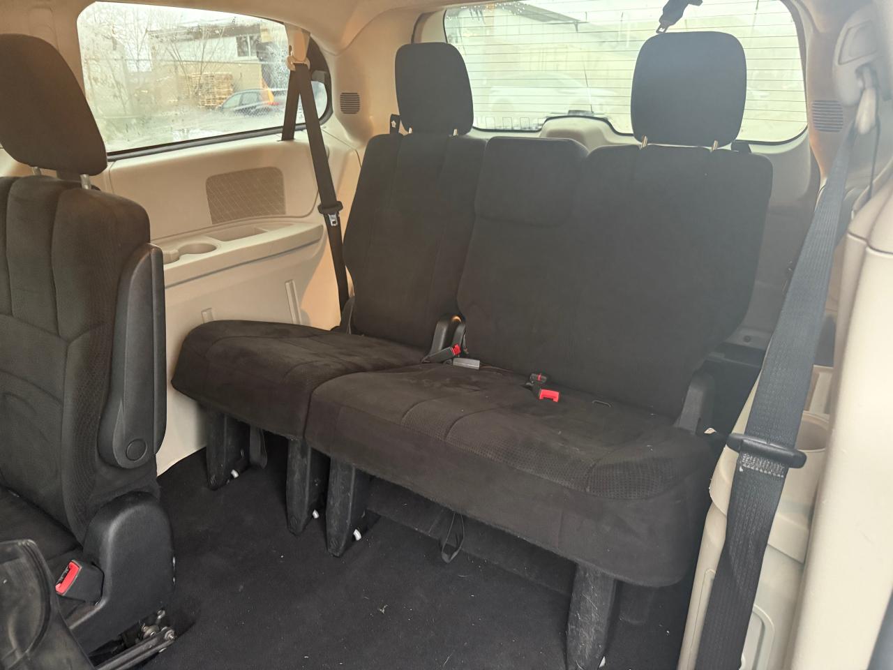 2013 Dodge Grand Caravan SXT - Photo #12