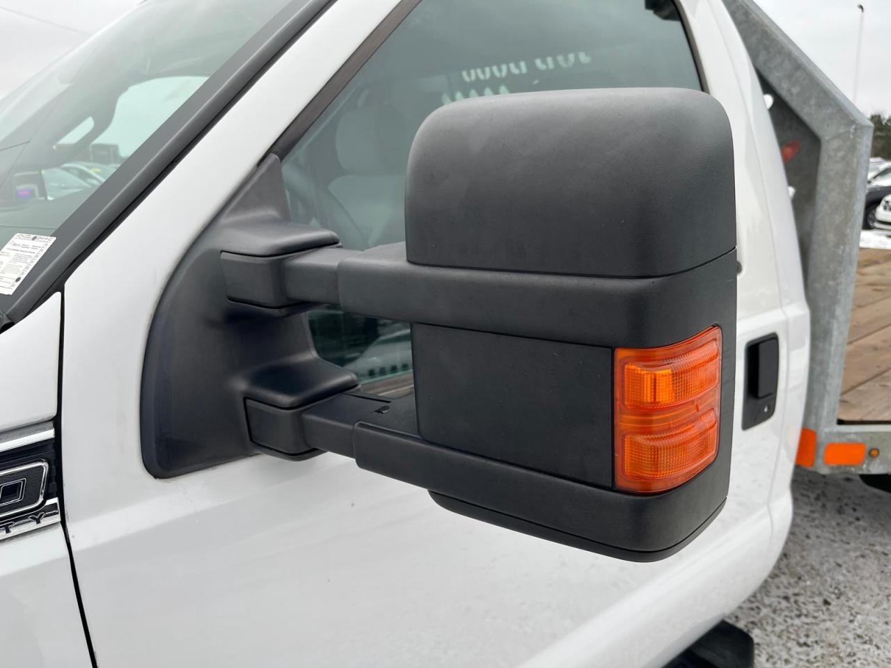 2016 Ford F-550 XL Photo