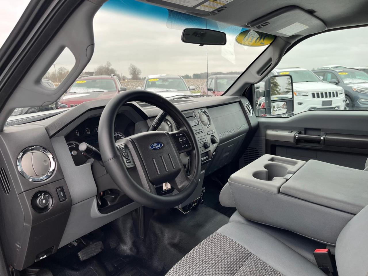 2016 Ford F-550 XL Photo