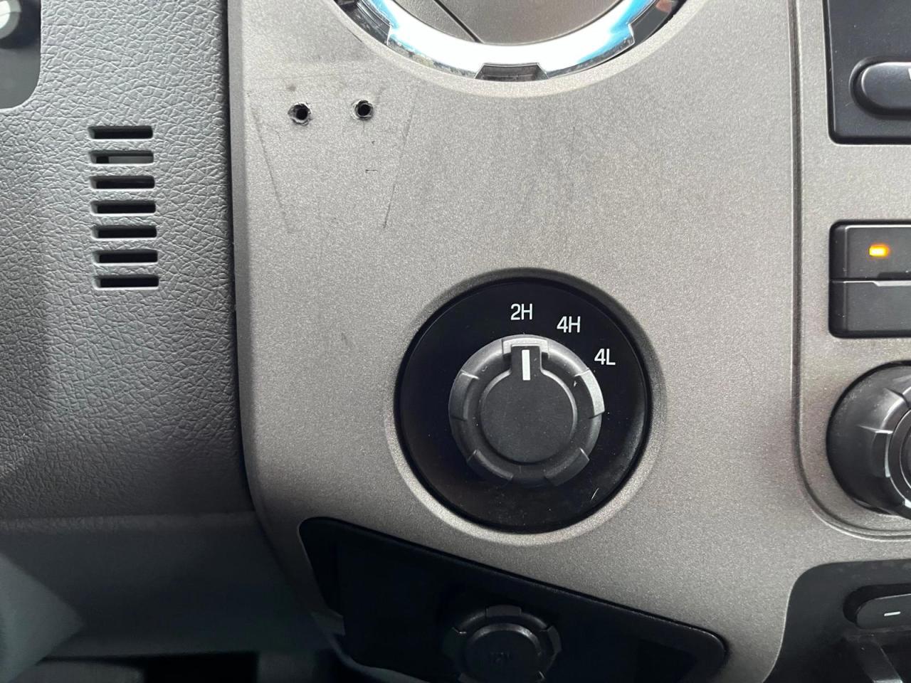 2016 Ford F-550 XLT ~FLATBED~4X4~ Photo