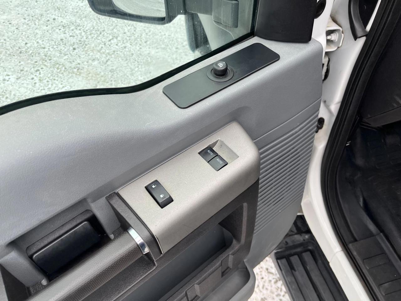 2016 Ford F-550 XL Photo