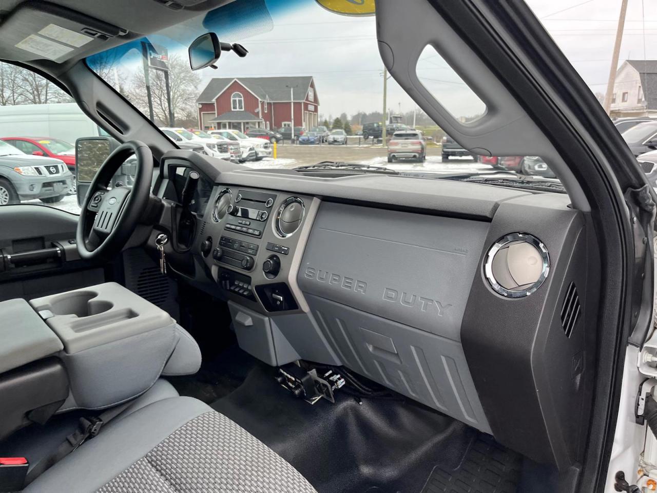 2016 Ford F-550 XL Photo