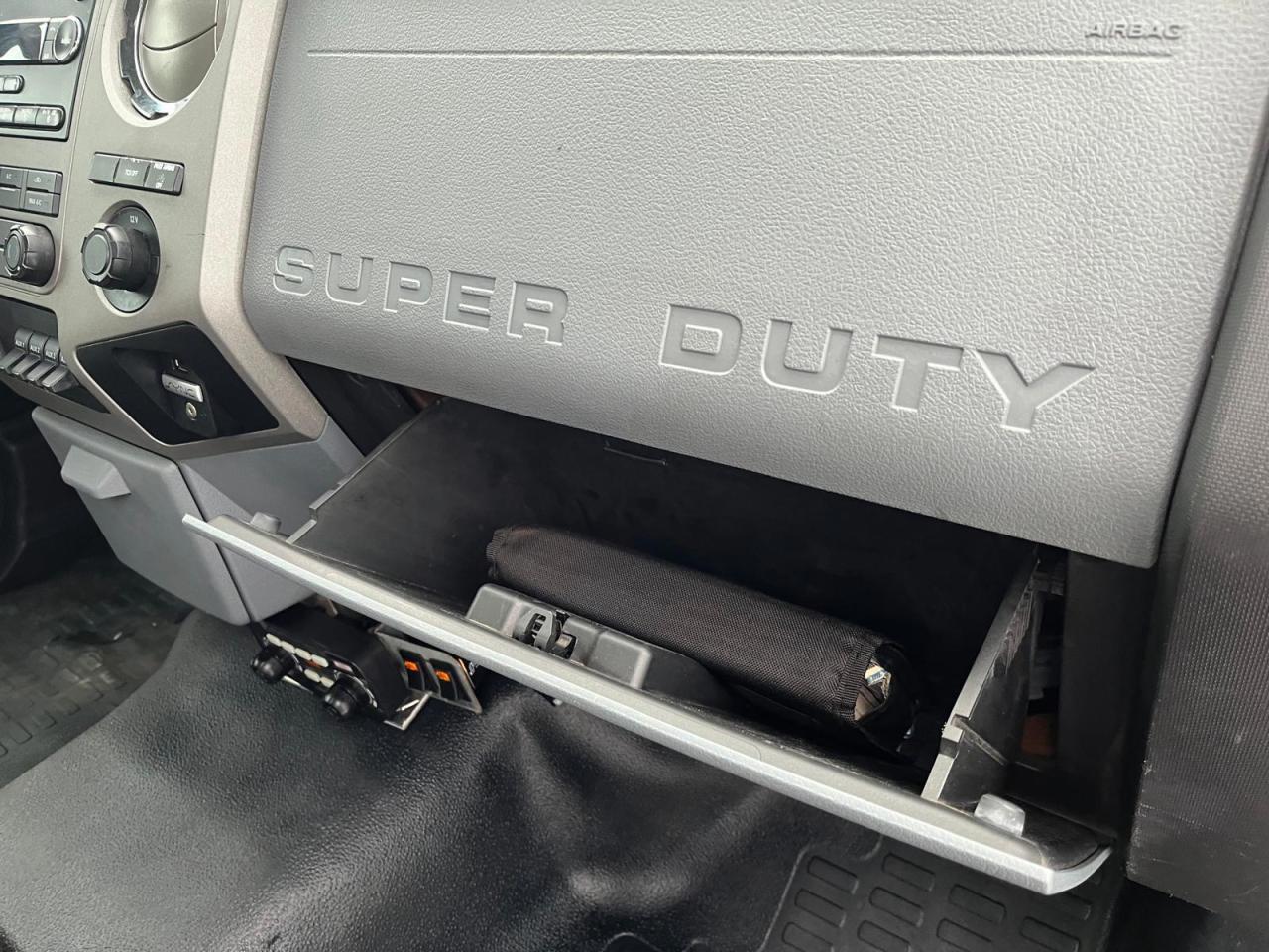 2016 Ford F-550 XLT ~FLATBED~4X4~ Photo