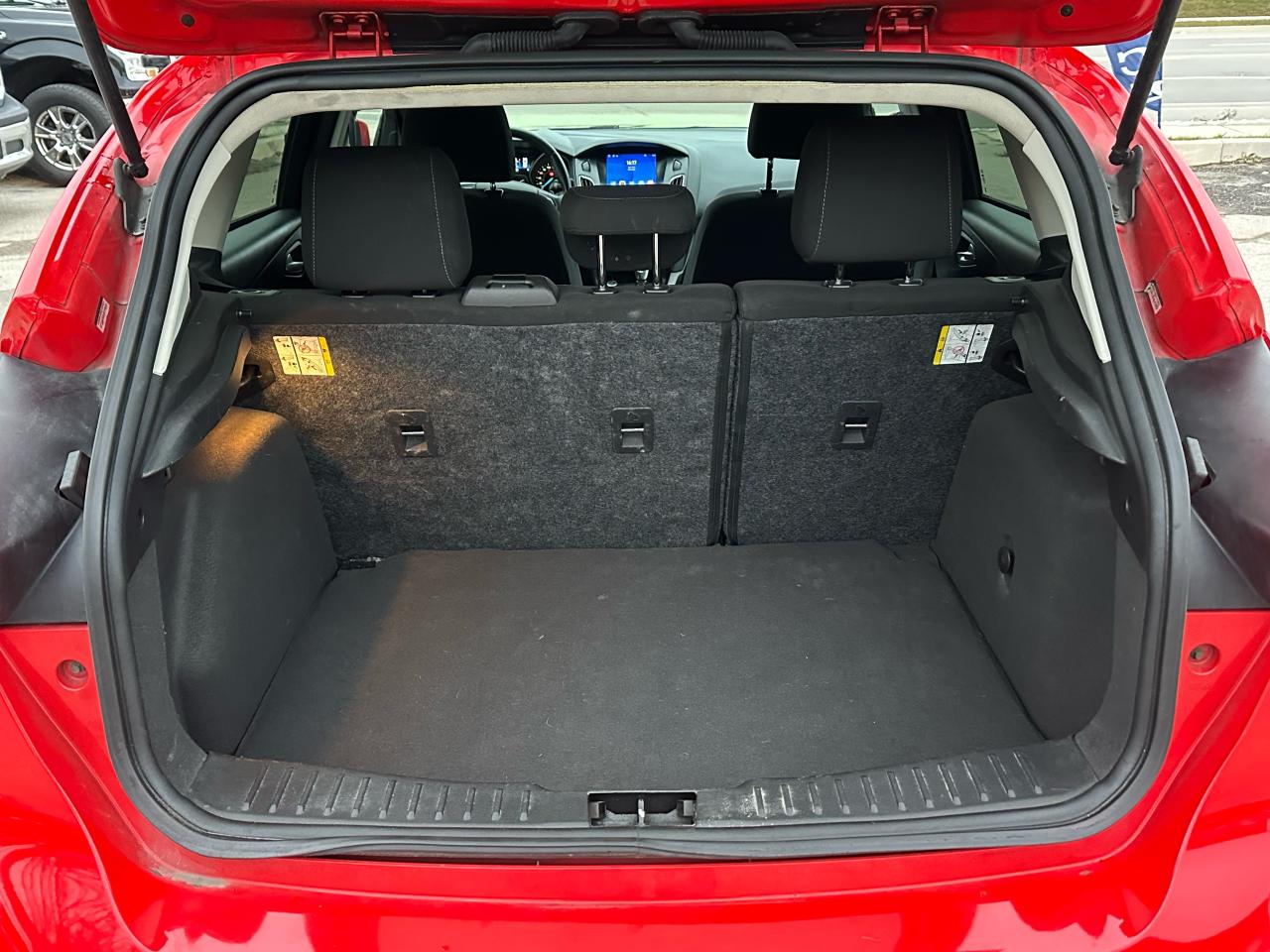 2015 Ford Focus SE Photo