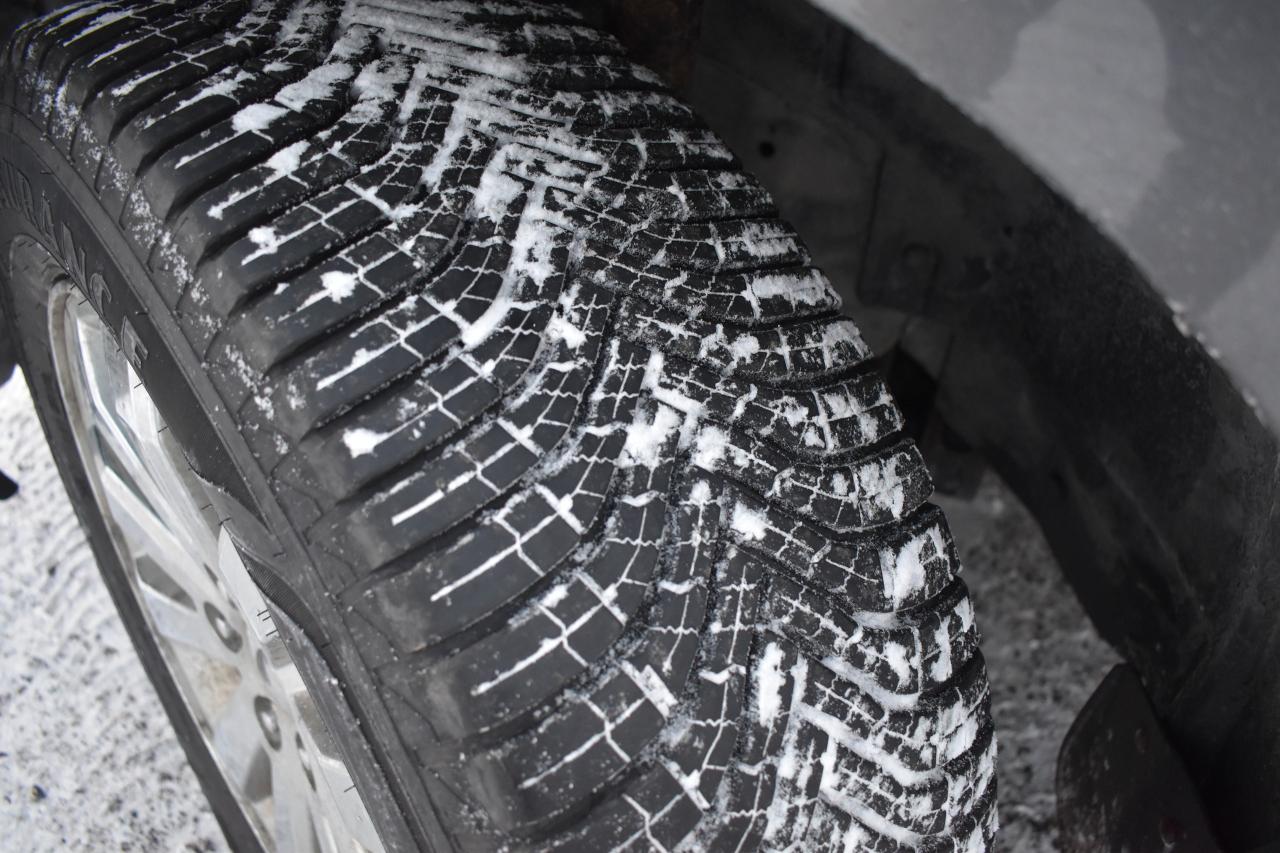 2010 Ford Edge 4dr Limited AWD - Photo #16