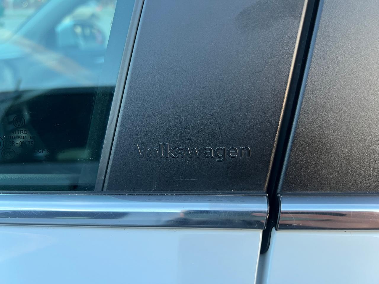 2022 Volkswagen Taos Comfortline 4WD BLINDSPOT HEATED SEATS APPLE CAR Photo