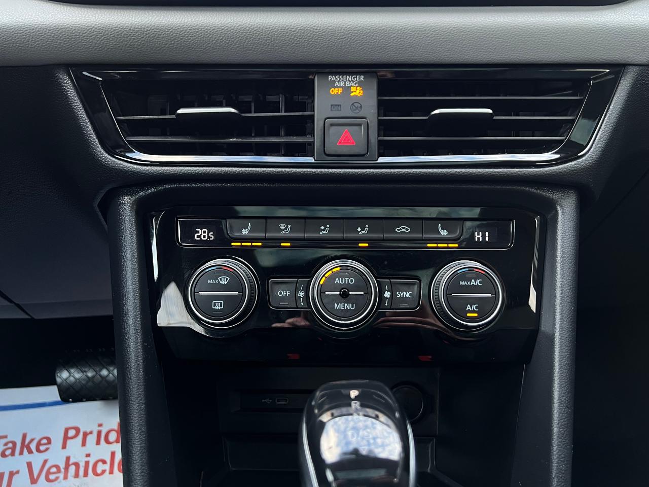 2022 Volkswagen Taos Comfortline 4WD BLINDSPOT HEATED SEATS APPLE CAR Photo