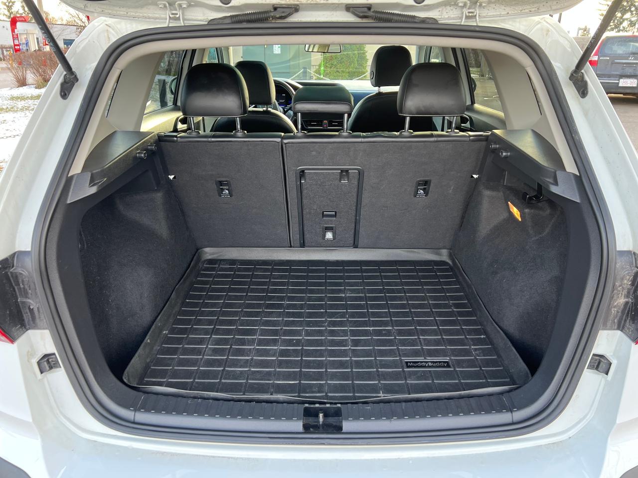 2022 Volkswagen Taos Comfortline 4WD BLINDSPOT HEATED SEATS APPLE CAR Photo