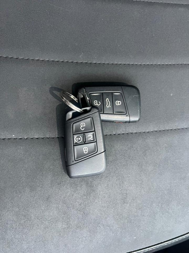 2022 Volkswagen Taos Comfortline 4WD BLINDSPOT HEATED SEATS APPLE CAR Photo