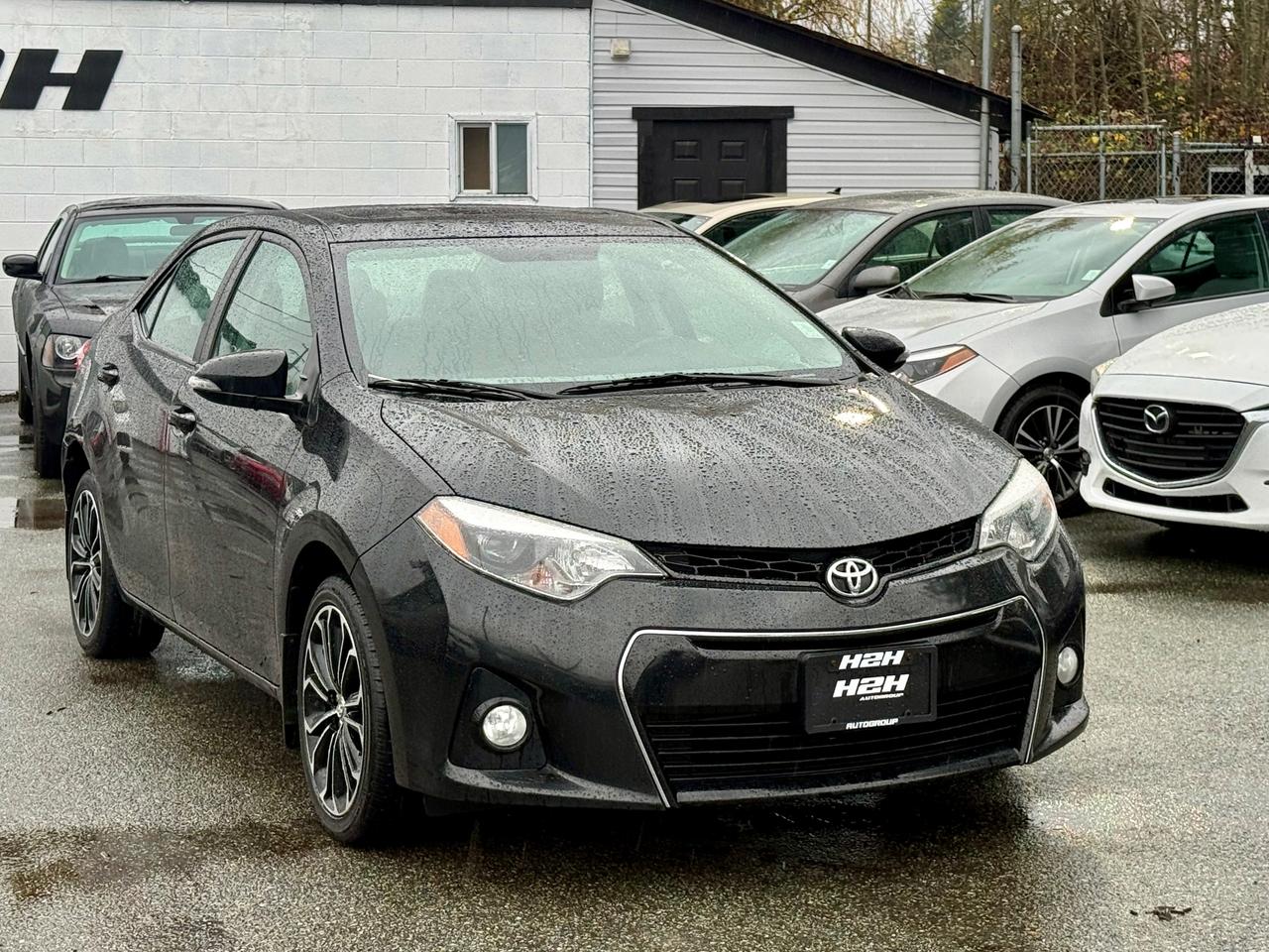 2015 Toyota Corolla S FINANCING AVAILABLE Photo3