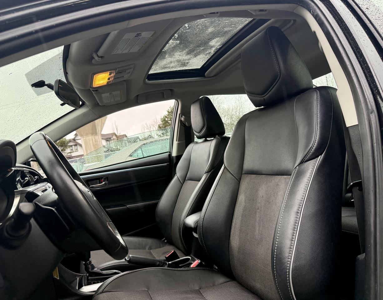 2015 Toyota Corolla S FINANCING AVAILABLE Photo9