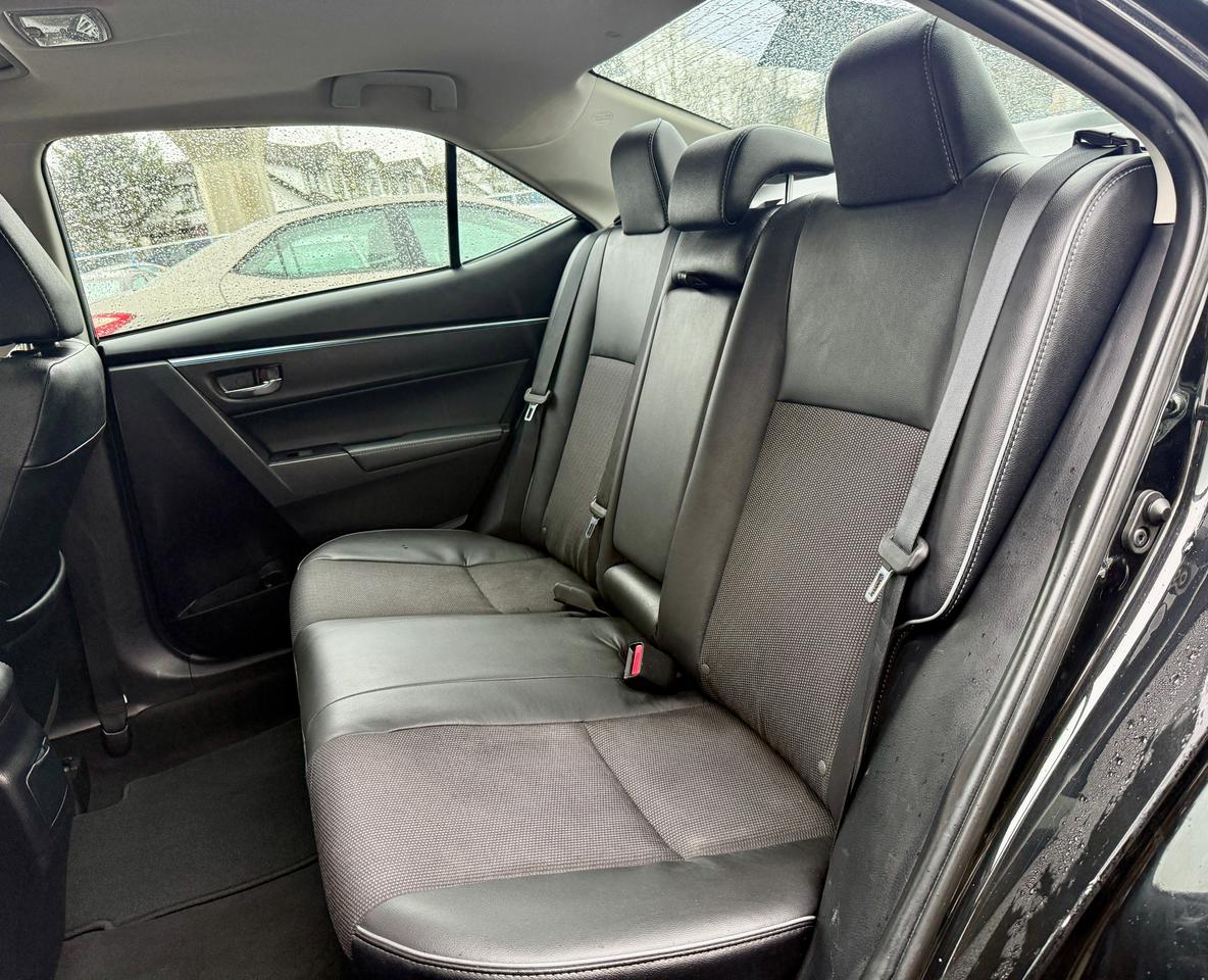 2015 Toyota Corolla S FINANCING AVAILABLE Photo15