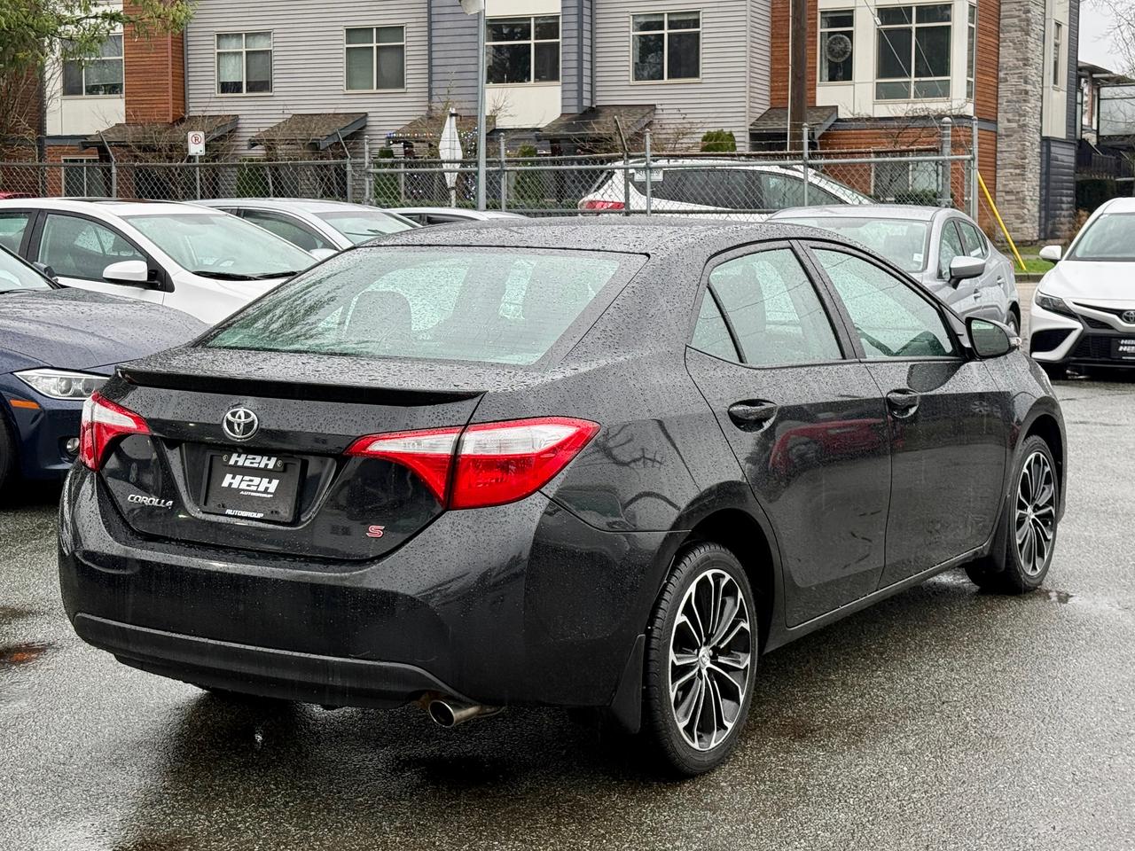 2015 Toyota Corolla S FINANCING AVAILABLE Photo5