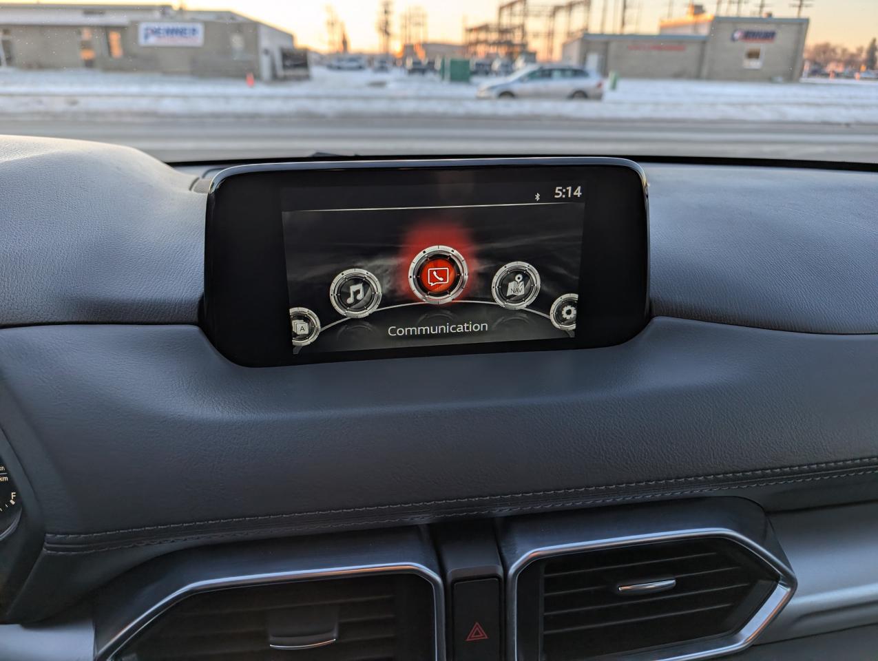 2017 Mazda CX-5 Touring | HEATED SEATS | BLIND SPOT MONITORING - Photo #12