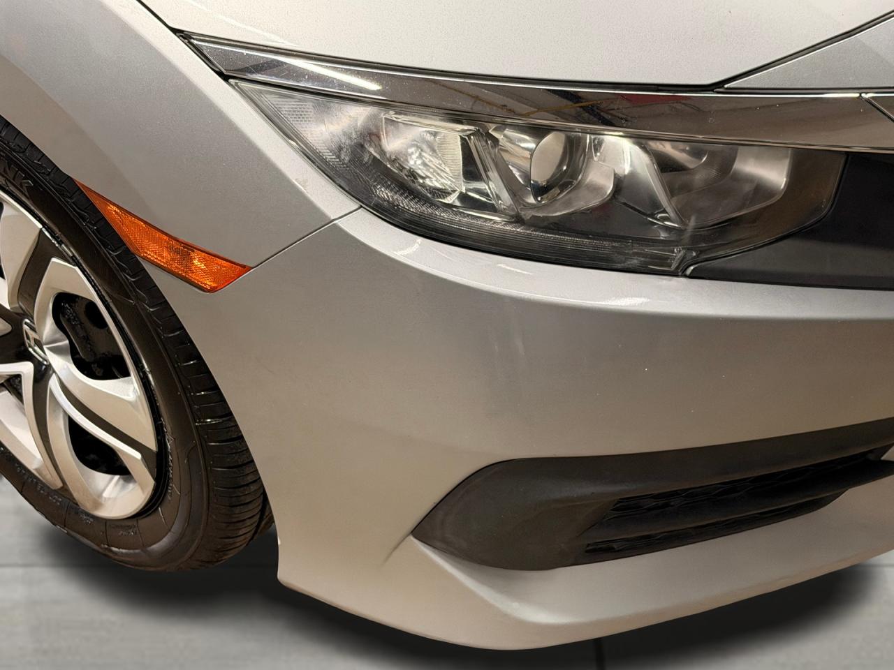 2017 Honda Civic LX+New Tires+Camera+CLEAN CARFAX Photo81