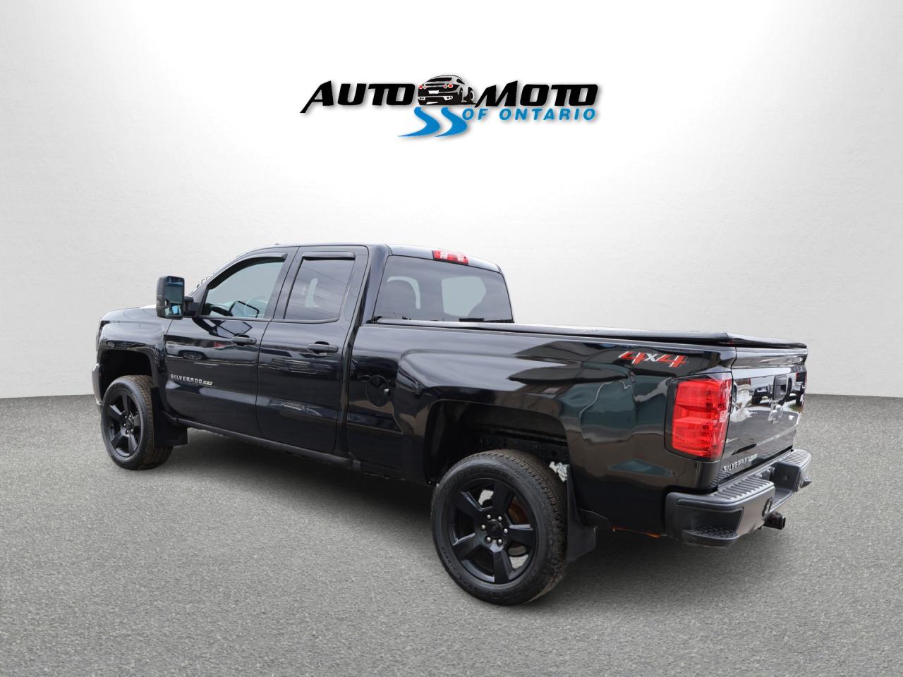 2018 Chevrolet Silverado 1500 V8 LT 4WD CERTIFIED *ACCIDENT FREE* CAMERA BLUETOOTH CRUISE ALLOYS Photo3