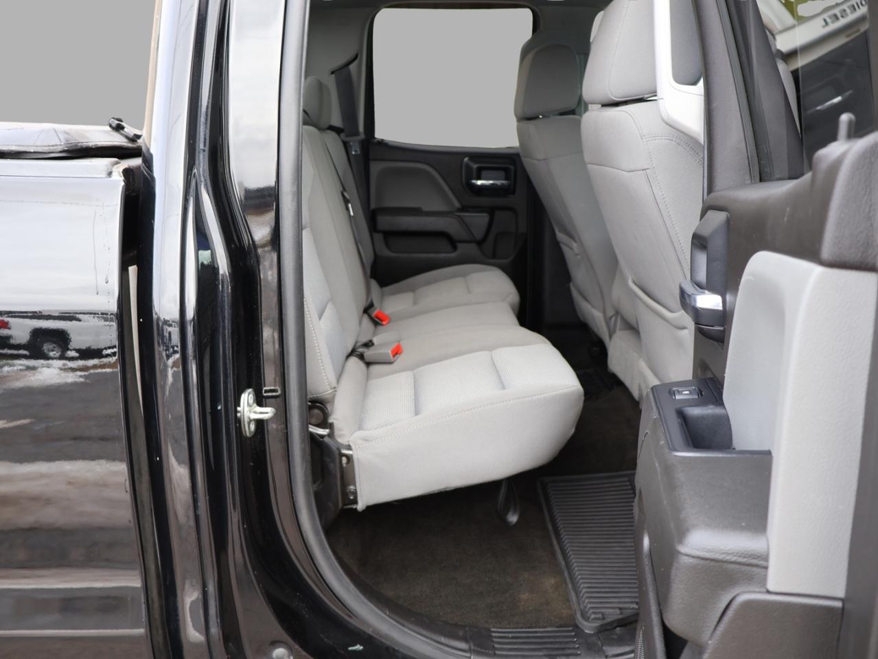 2018 Chevrolet Silverado 1500 V8 LT 4WD CERTIFIED *ACCIDENT FREE* CAMERA BLUETOOTH CRUISE ALLOYS - Photo #16