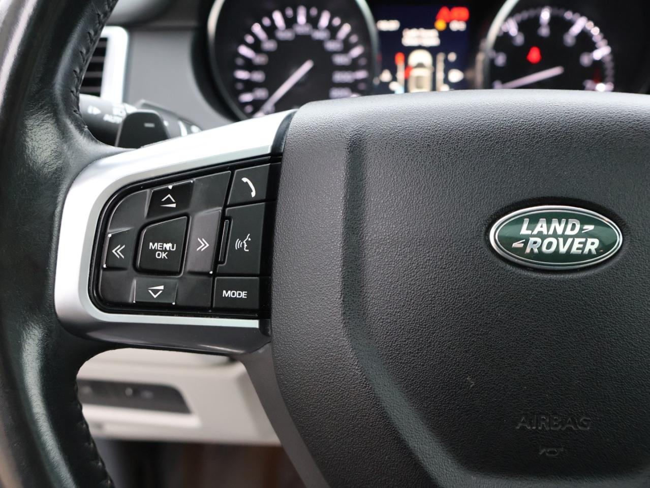 2016 Land Rover Discovery Sport HSE AWD CERTIFIED *ACCIDENT FREE*LAND ROVER MAINTAIN* CAMAERA BLUETOOTH LEATHER HEATED SEATS PANO ROOF CRUISE ALLOYS - Photo #31