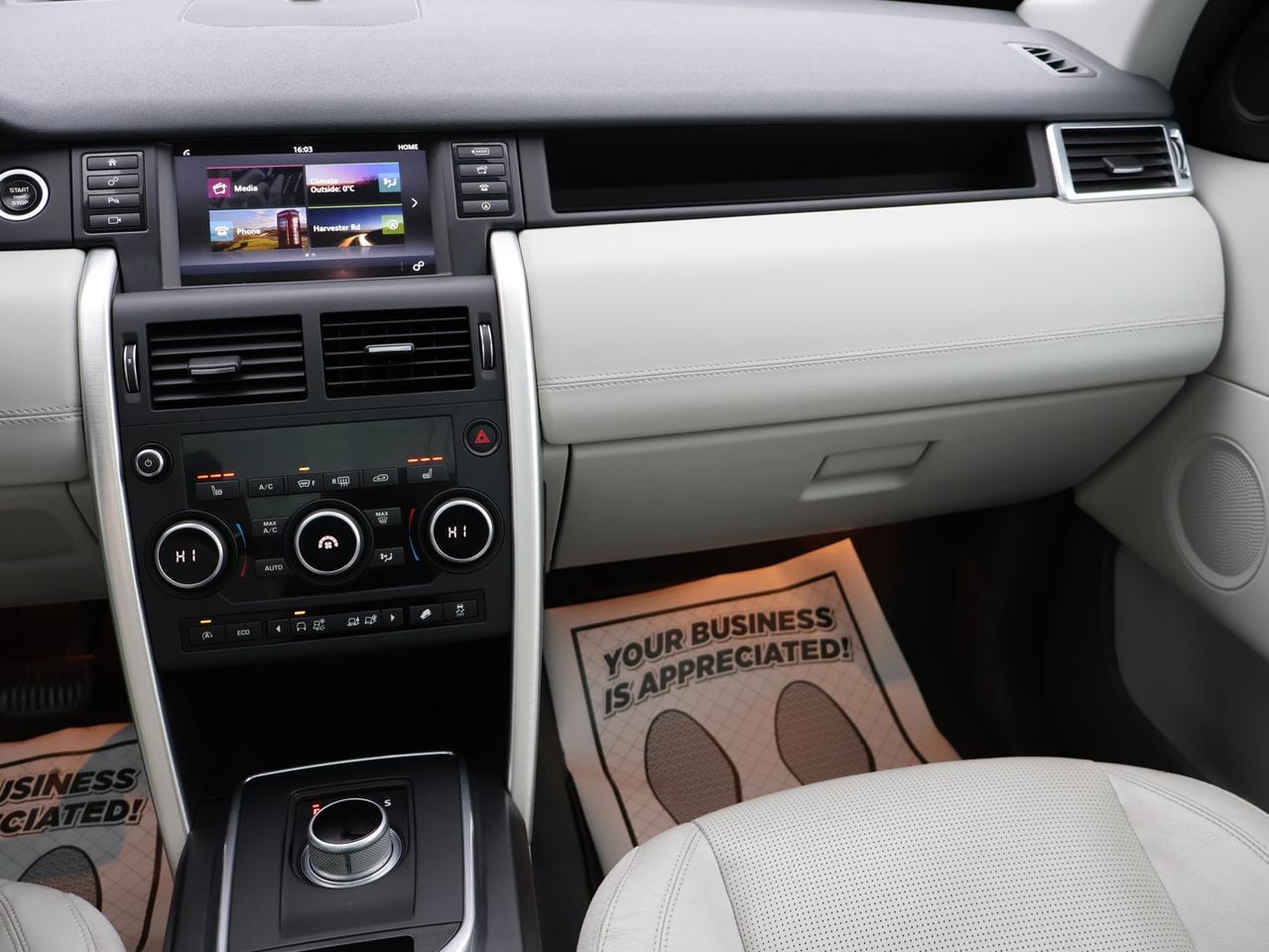 2016 Land Rover Discovery Sport HSE AWD CERTIFIED *ACCIDENT FREE*LAND ROVER MAINTAIN* CAMAERA BLUETOOTH LEATHER HEATED SEATS PANO ROOF CRUISE ALLOYS Photo