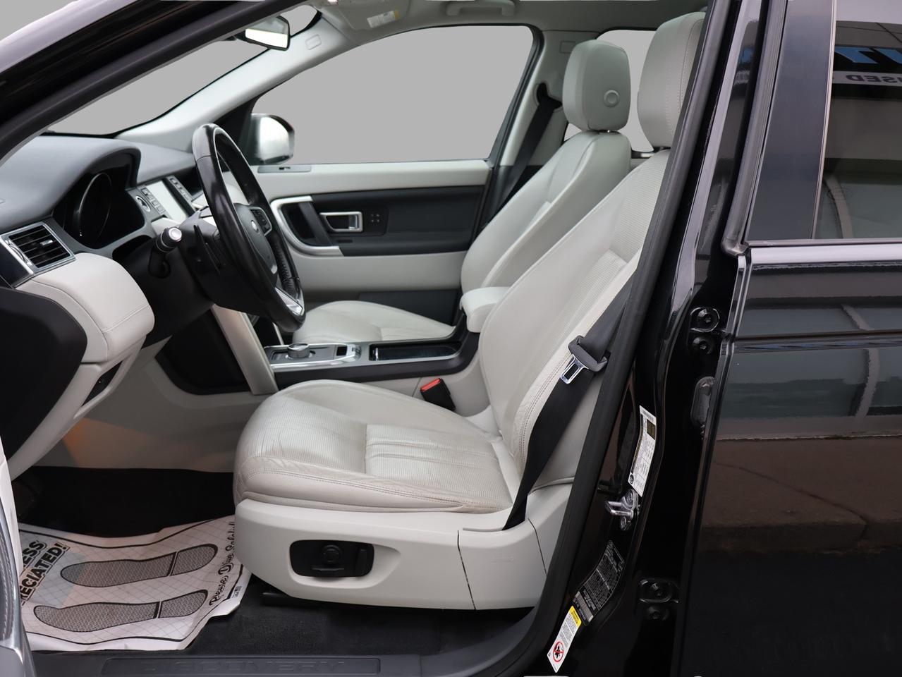 2016 Land Rover Discovery Sport HSE AWD CERTIFIED *ACCIDENT FREE*LAND ROVER MAINTAIN* CAMAERA BLUETOOTH LEATHER HEATED SEATS PANO ROOF CRUISE ALLOYS Photo