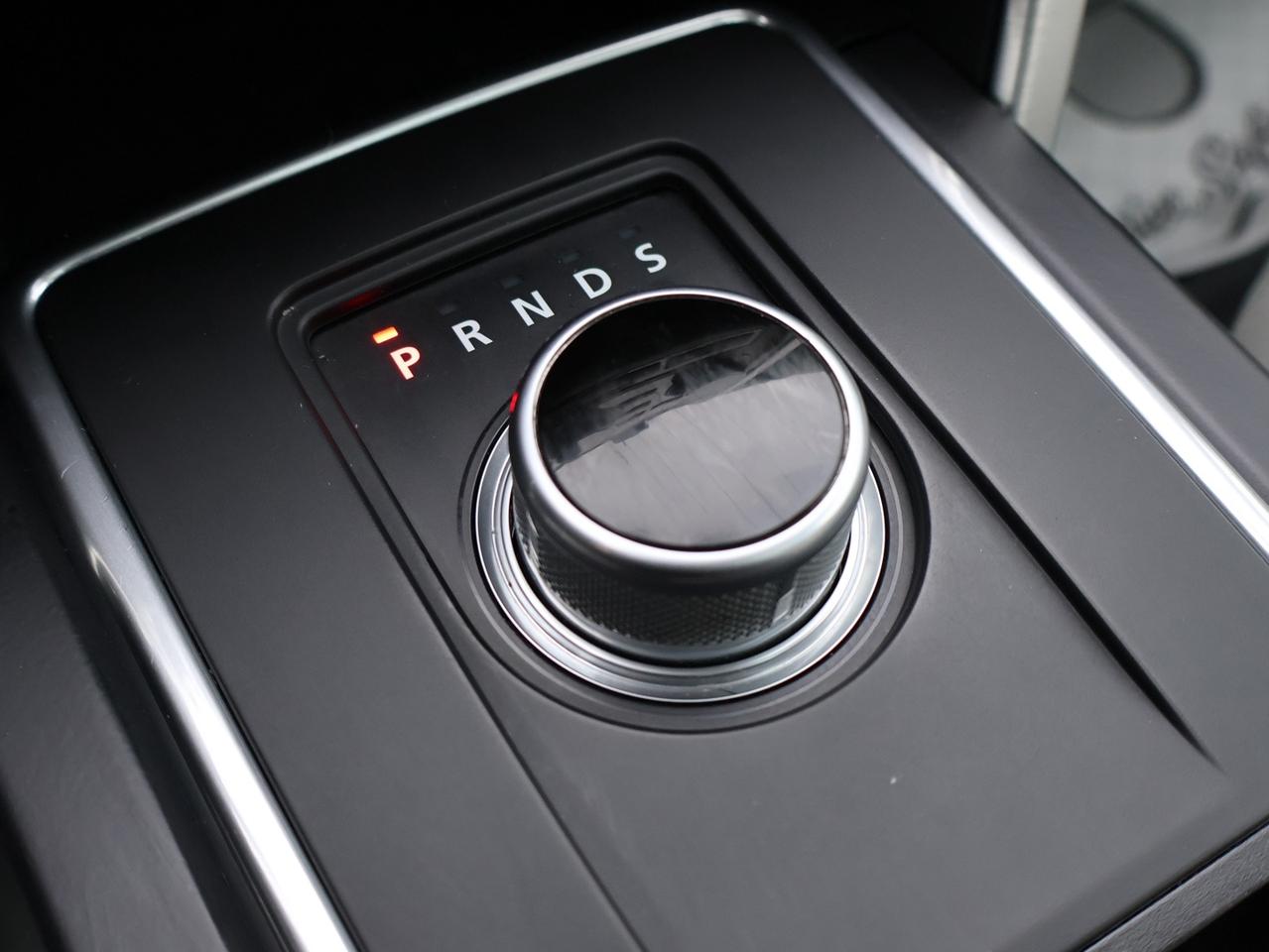 2016 Land Rover Discovery Sport HSE AWD CERTIFIED *ACCIDENT FREE*LAND ROVER MAINTAIN* CAMAERA BLUETOOTH LEATHER HEATED SEATS PANO ROOF CRUISE ALLOYS Photo