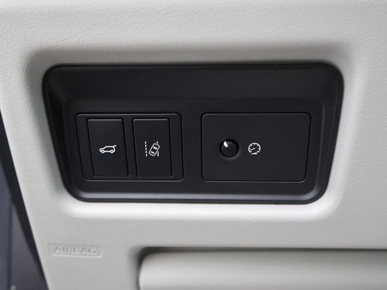 2016 Land Rover Discovery Sport HSE AWD CERTIFIED *ACCIDENT FREE*LAND ROVER MAINTAIN* CAMAERA BLUETOOTH LEATHER HEATED SEATS PANO ROOF CRUISE ALLOYS Photo