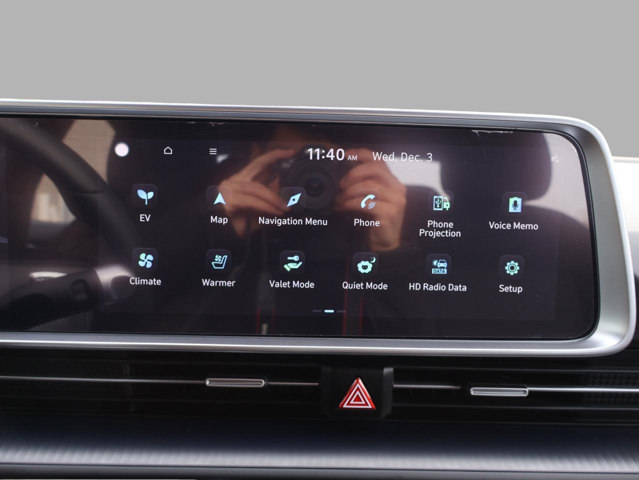 2024 Hyundai IONIQ 6 PREFERRED AWD CERTIFIED *ACCIDENT FREE* CAMERA NAV BLUETOOTH HEATED SEATS CRUISE ALLOYS - Photo #23