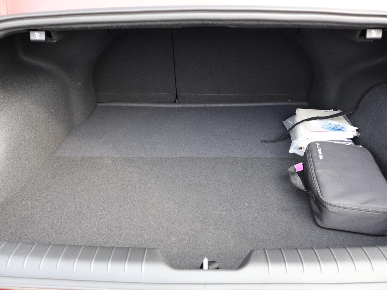 2024 Hyundai IONIQ 6 PREFERRED AWD CERTIFIED *ACCIDENT FREE* CAMERA NAV BLUETOOTH HEATED SEATS CRUISE ALLOYS - Photo #35