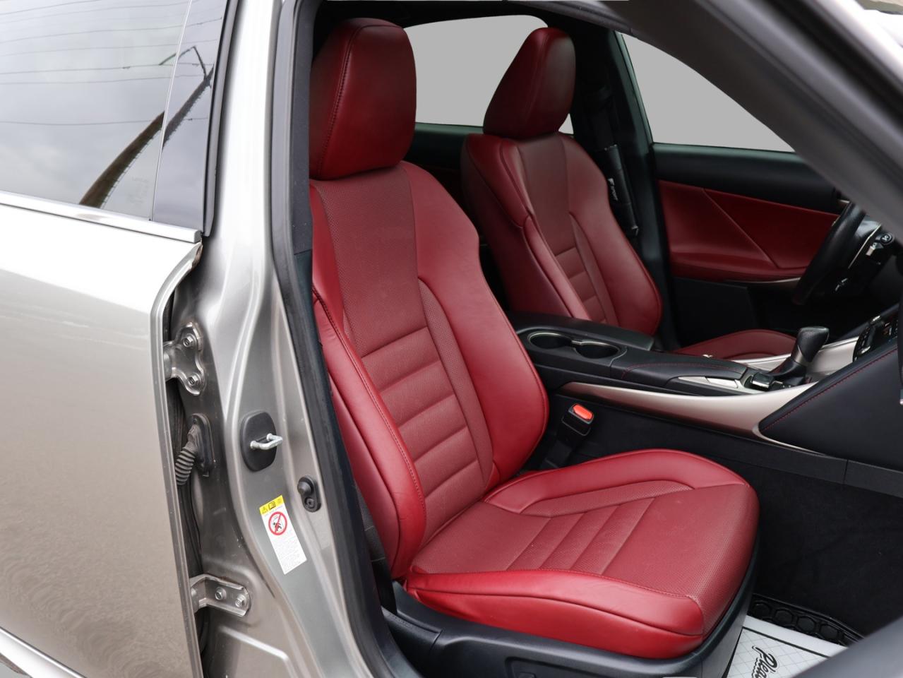 2018 Lexus IS 300 F-SPORT AWD CERTIFIED *SERVICE RECORDS* CAMERA NAV BLUETOOTH LEATHER HEATED SEATS SUNROOF CRUISE ALLOYS - Photo #17