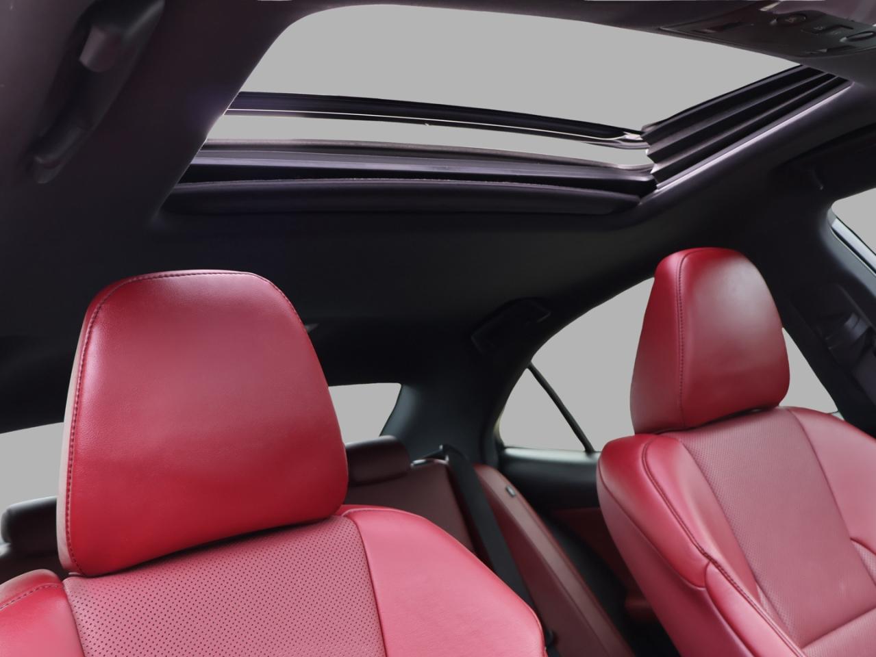 2018 Lexus IS 300 F-SPORT AWD CERTIFIED *SERVICE RECORDS* CAMERA NAV BLUETOOTH LEATHER HEATED SEATS SUNROOF CRUISE ALLOYS - Photo #19