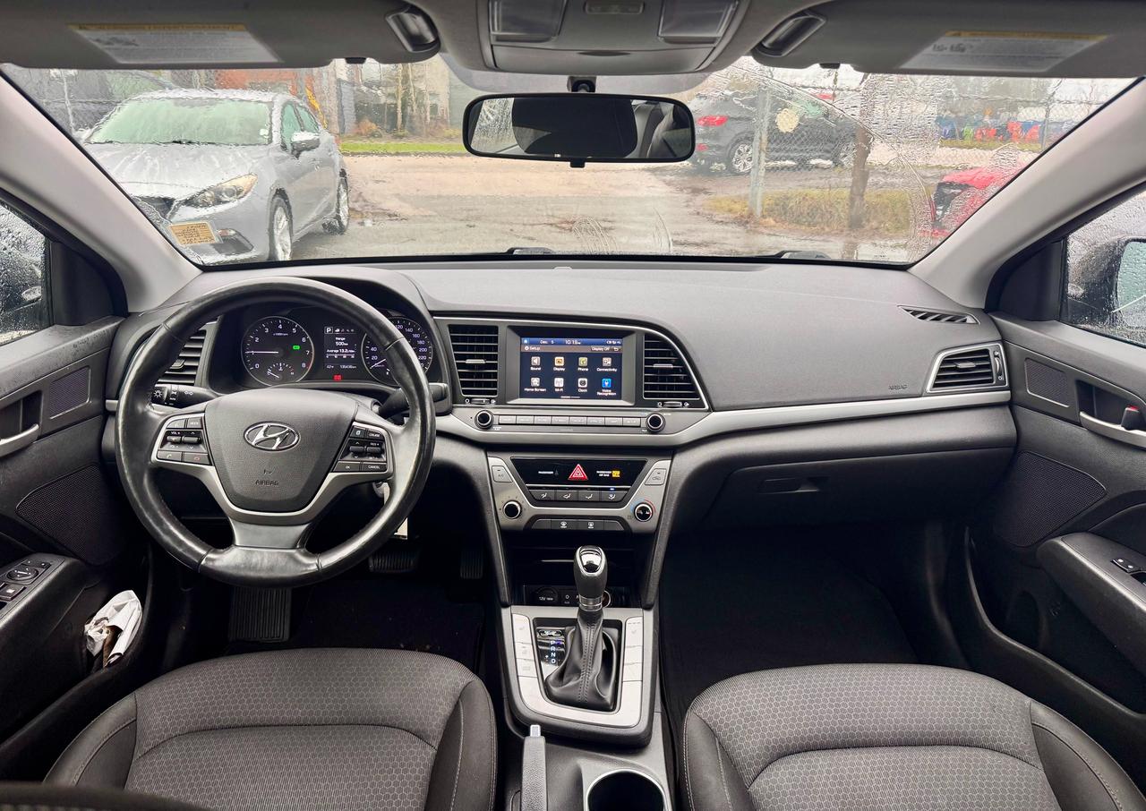 2017 Hyundai Elantra 4dr Sdn Auto GL FINANCING AVAILABLE Photo10