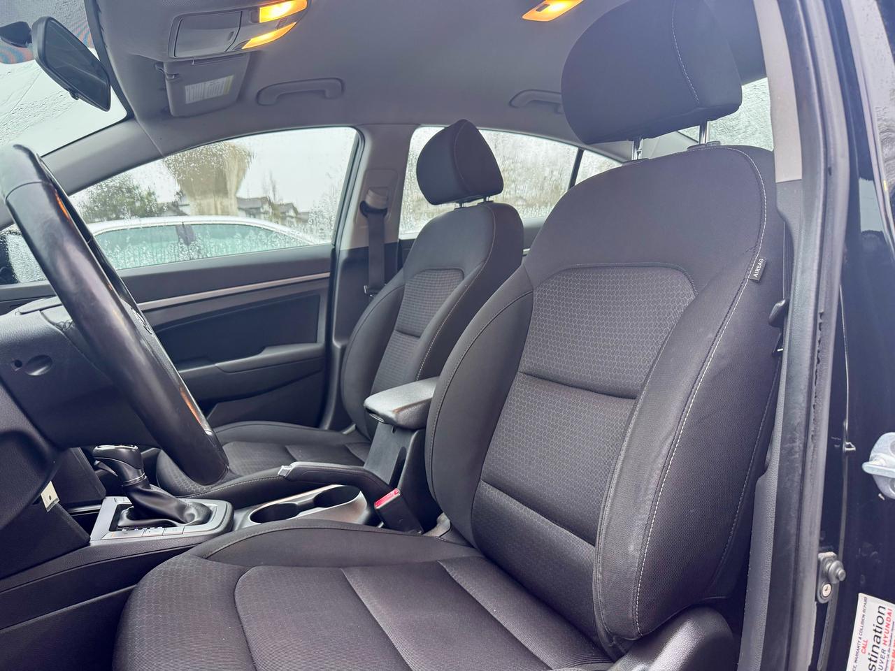 2017 Hyundai Elantra 4dr Sdn Auto GL FINANCING AVAILABLE Photo9