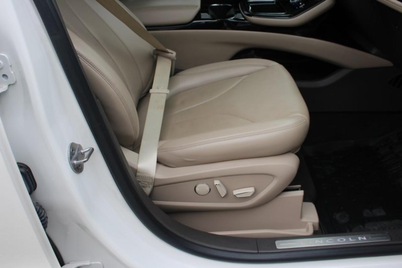 2021 Lincoln Nautilus Reserve*LowKs*AWD*Heated Leather*Moon Roof*CarPlay Photo