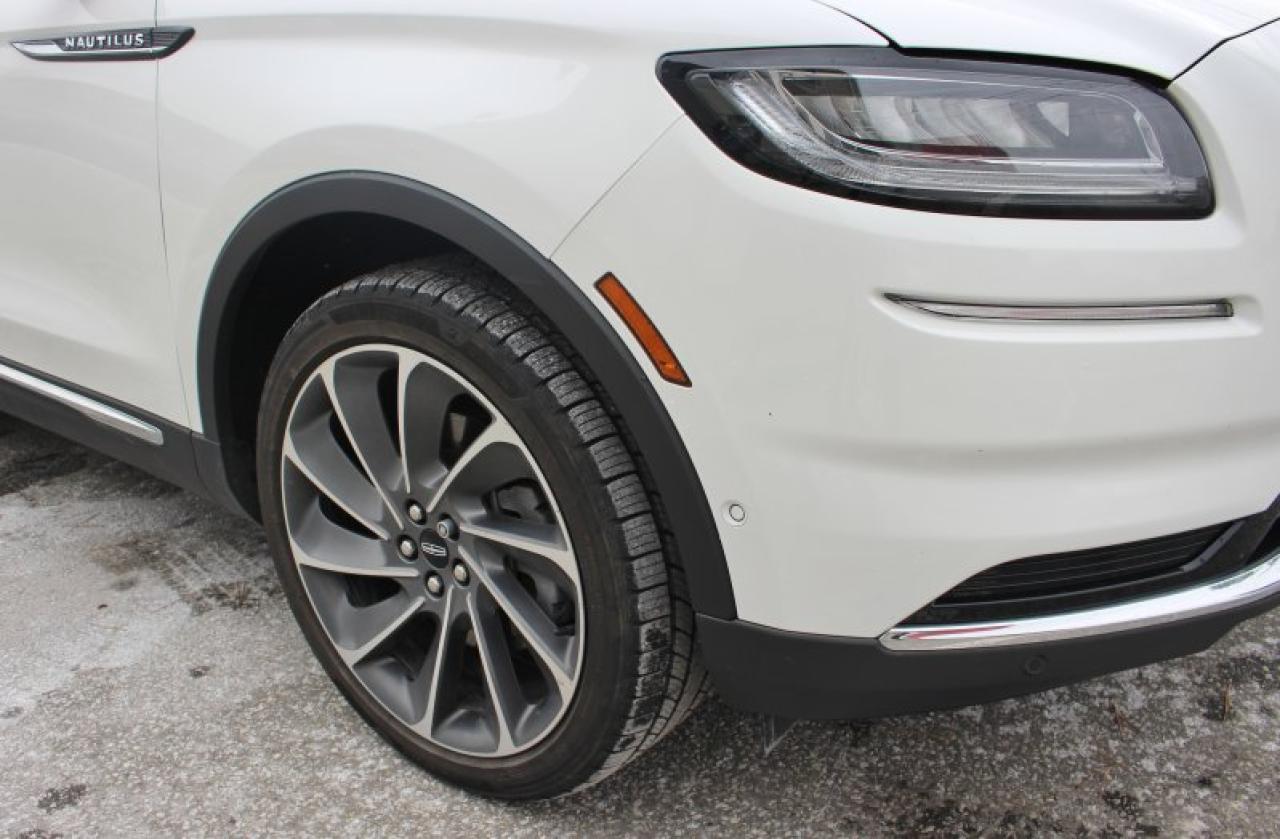 2021 Lincoln Nautilus Reserve*LowKs*AWD*Heated Leather*Moon Roof*CarPlay Photo3