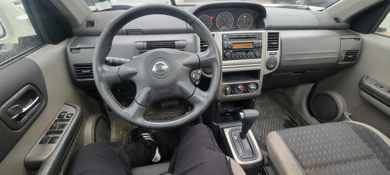 2006 Nissan X-Trail SE - Photo #9