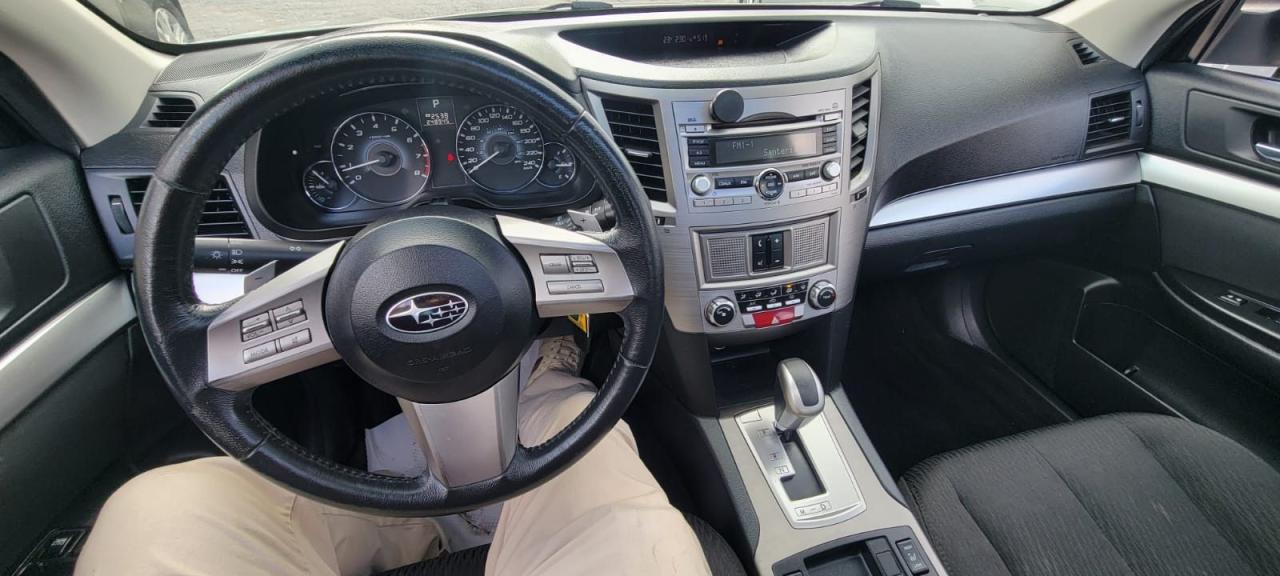 2010 Subaru Legacy 2.5i w/Limited Pkg - Photo #21