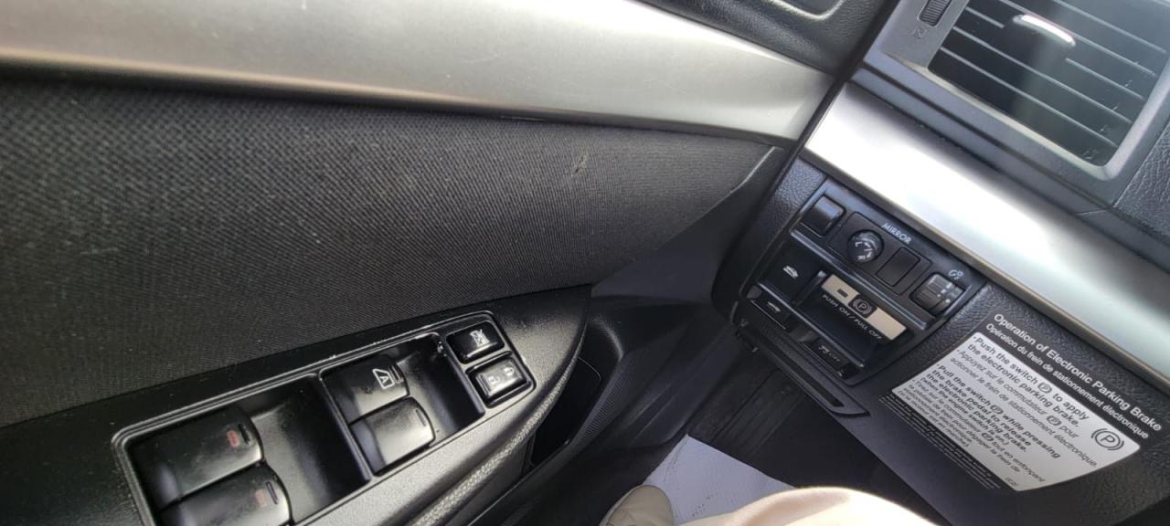 2010 Subaru Legacy 2.5i w/Limited Pkg - Photo #15
