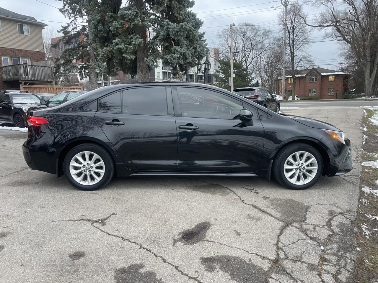 2021 Toyota Corolla LE Upgrade *Sunroof/One Owner - Photo #7