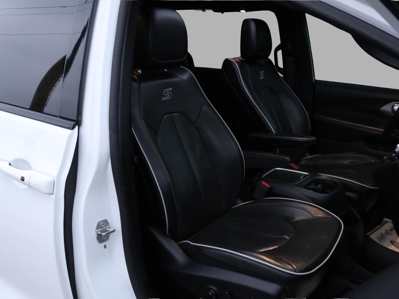 2019 Chrysler Pacifica LIMITED S-PKG CERTIFIED *ACCIDENT FREE*7 SEATS* NAVI 360 CAMERA P.ROOF LEATHER COOL/HEAT SEATS/STEERING P.SENSORS - Photo #19